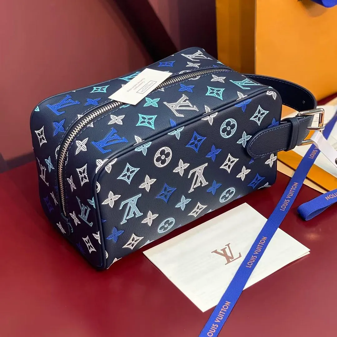 M28835 Locker Dopp Kit Navy Blue Monogram Shadow Calfskin Leather