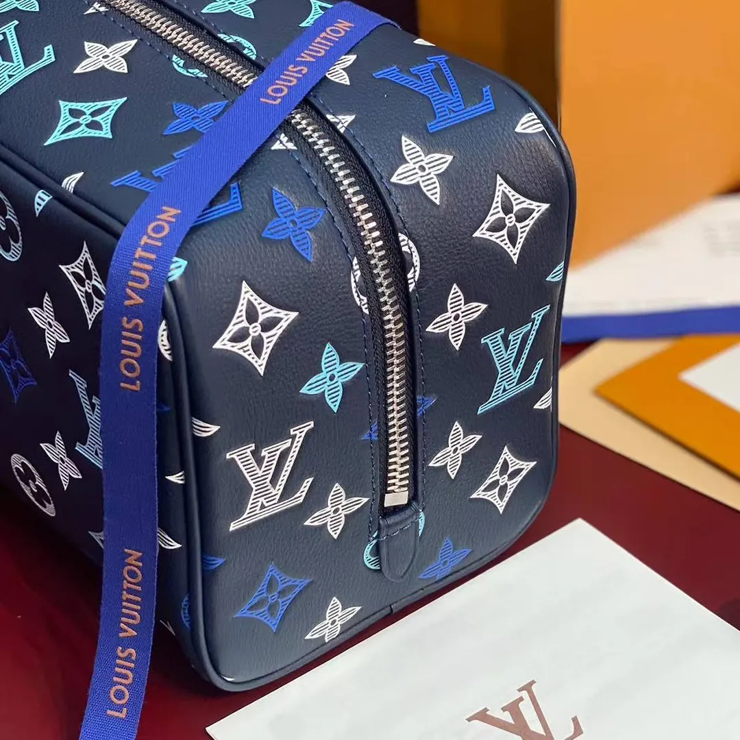 M28835 Locker Dopp Kit Navy Blue Monogram Shadow Calfskin Leather