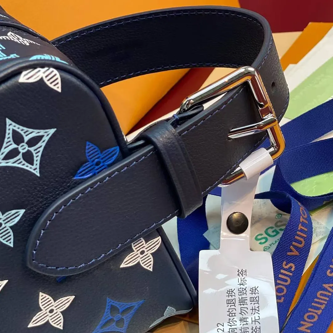 M28835 Locker Dopp Kit Navy Blue Monogram Shadow Calfskin Leather