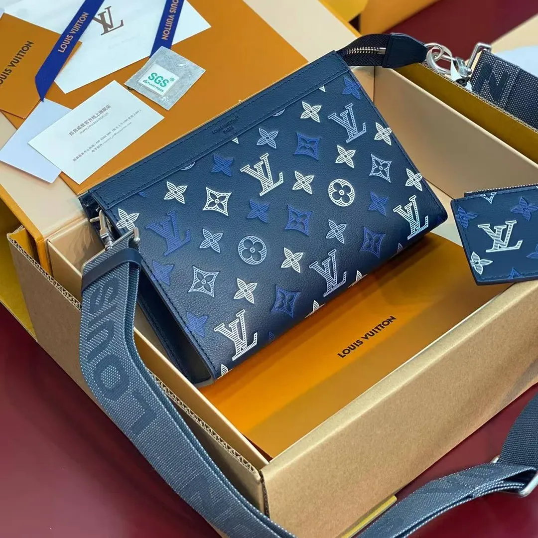 M28818 Gaston Wearable Wallet Navy Blue Monogram Shadow Calfskin Leather