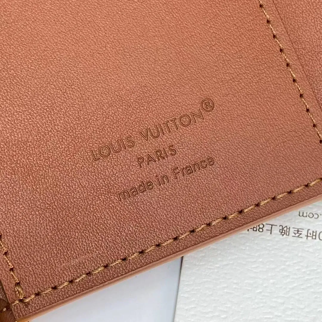 M25957 Victor Wallet L.V Aerogram Tan Waxy Calfskin Leather