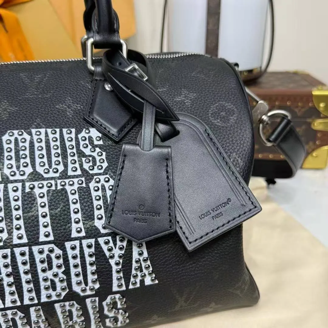 M26180 Speedy P9 Bandoulière 30 Jackets Black Cowhide Leather