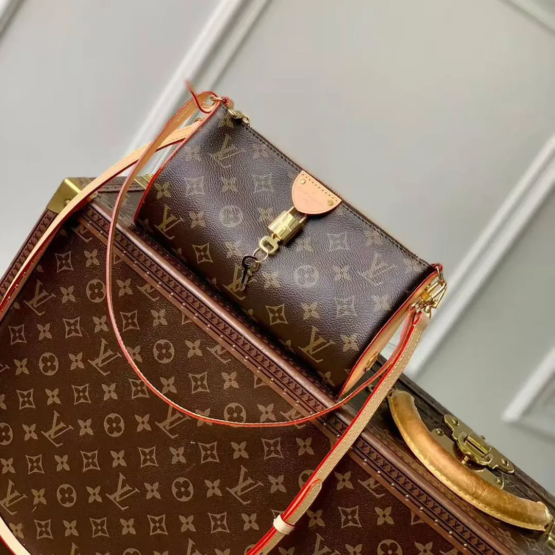 M12859 Pochette Tirette Monogram Coated Canvas