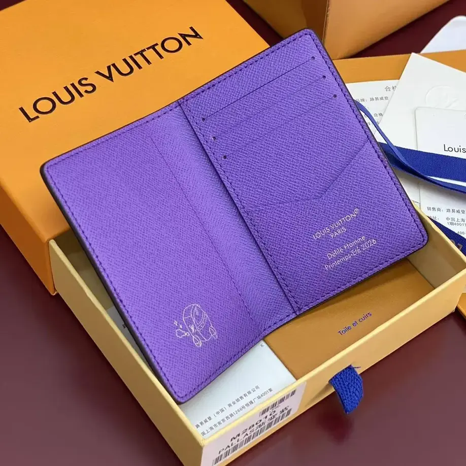 M28005 Pocket Organizer Monogram Pigment Coated Canvas