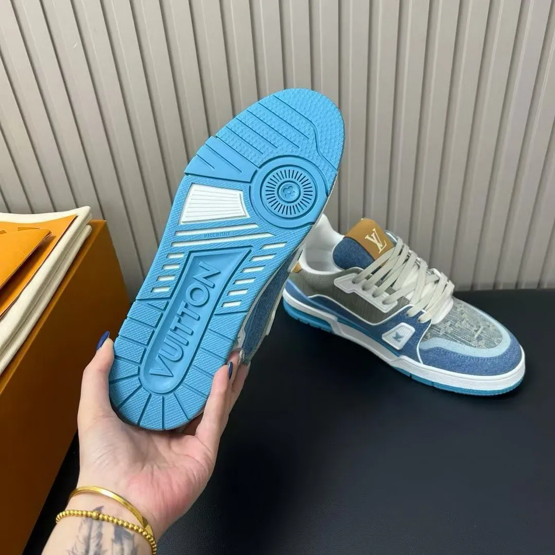 1AKCFB L.V Trainer Sneaker Blue Denim