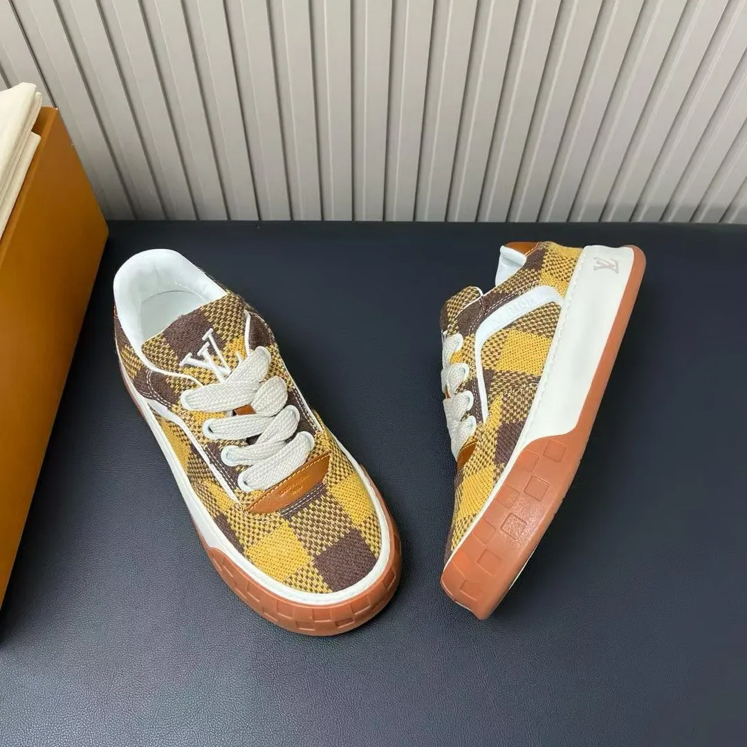 1AJTJ9 L.V Tilted Sneaker Yellow Canvas