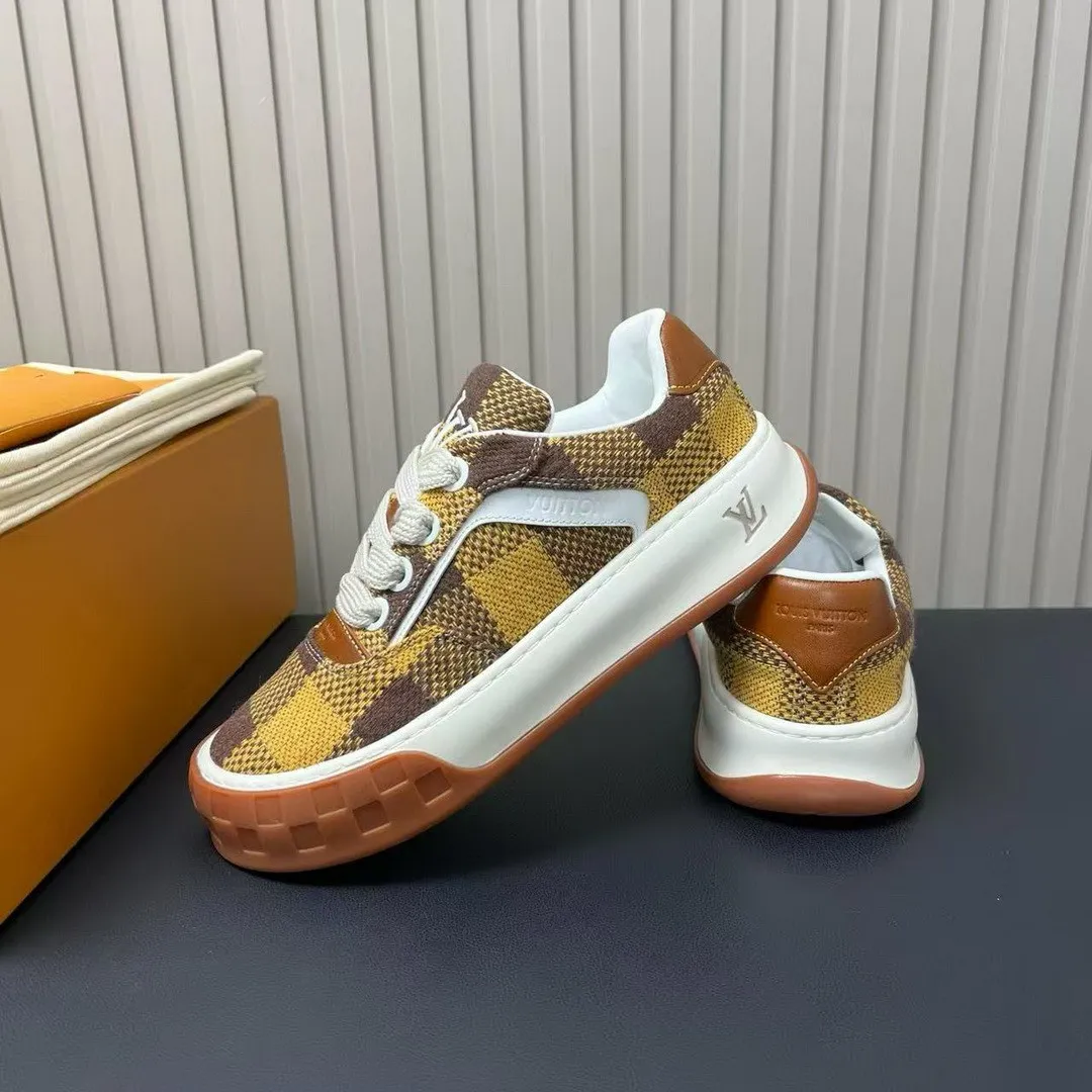 1AJTJ9 L.V Tilted Sneaker Yellow Canvas