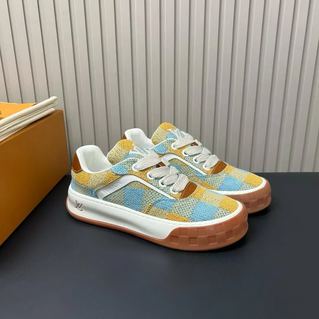 1AJTJT L.V Tilted Sneaker Blue Canvas
