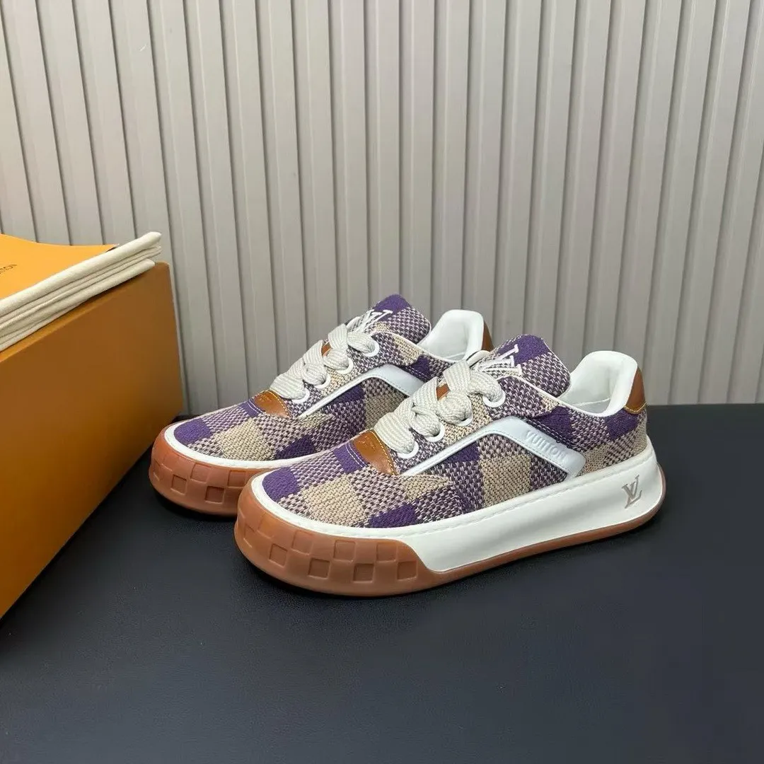 1AJTKD L.V Tilted Sneaker Lilac Canvas