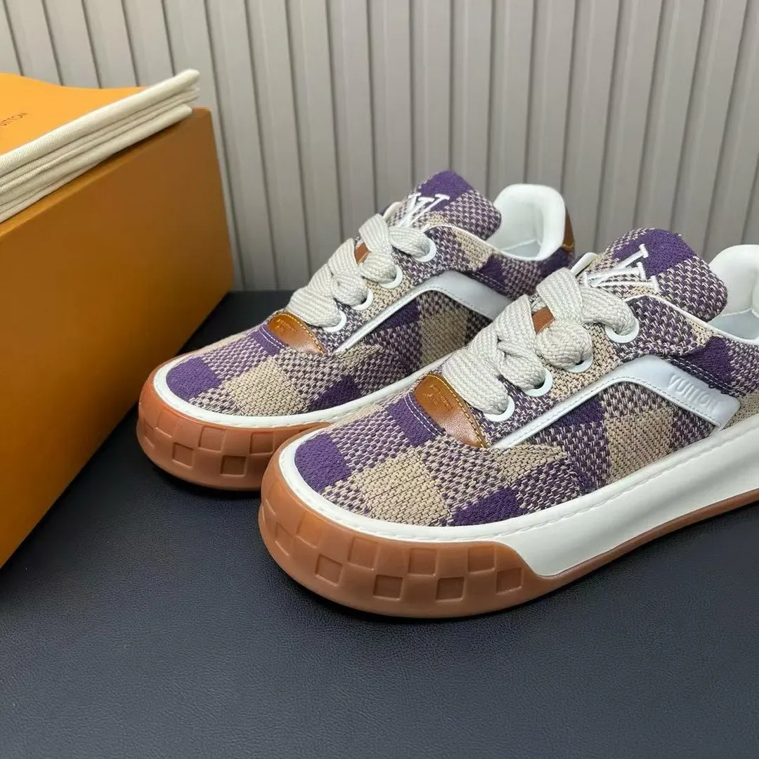 1AJTKD L.V Tilted Sneaker Lilac Canvas