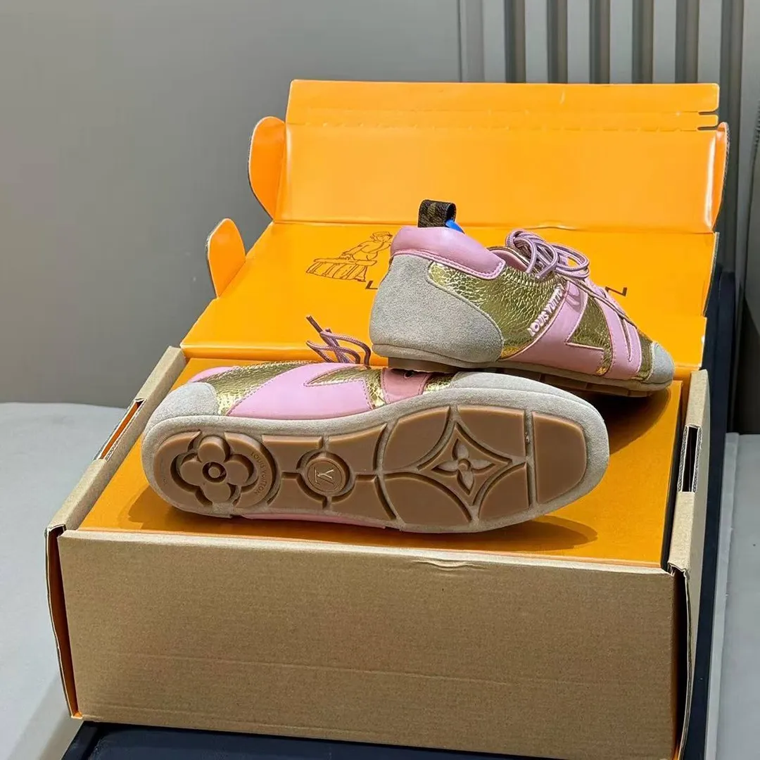 1AJKAY L.V Sneakerina Gold Mix of Materials