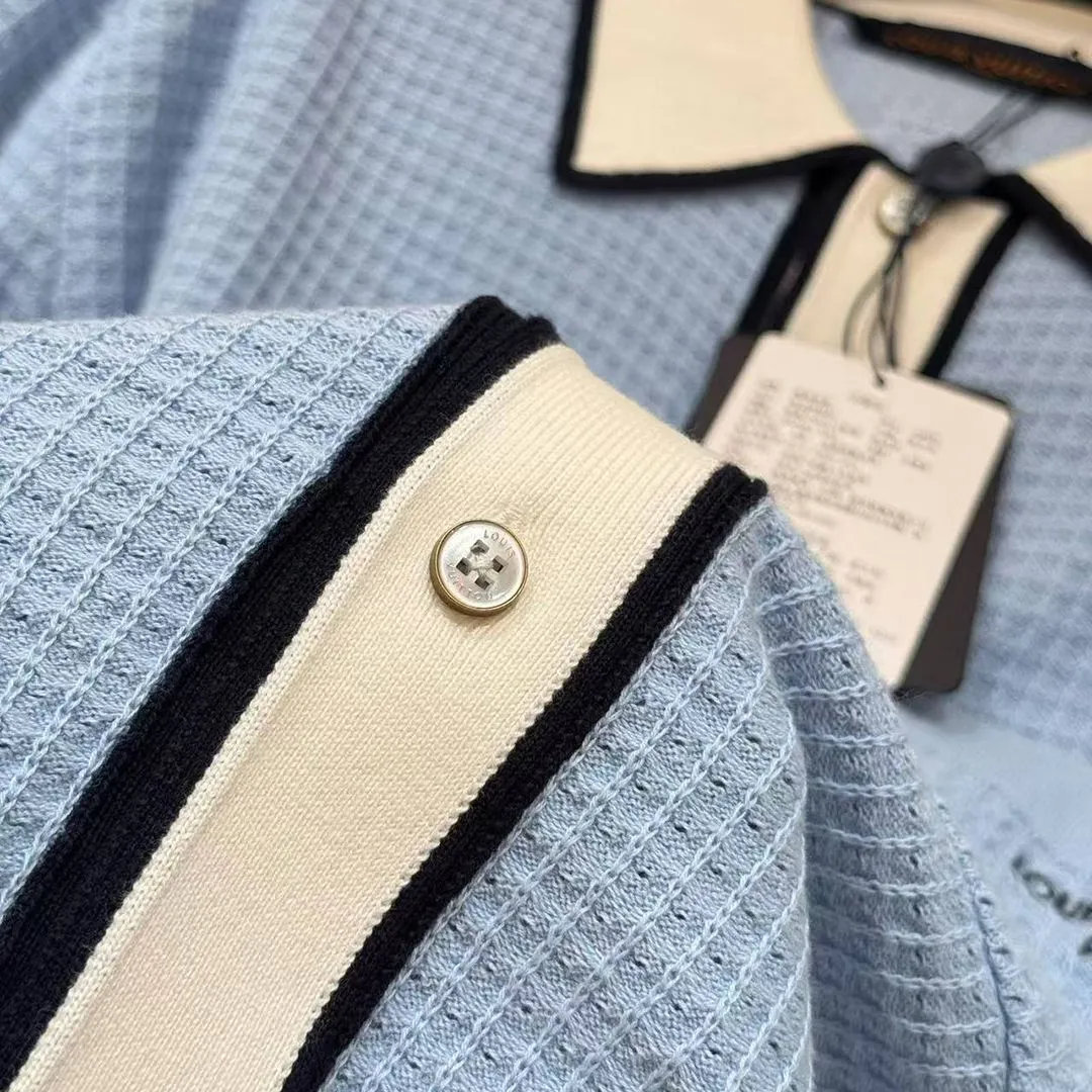 1AK6X6 Waffle Signature Short-Sleeved Shirt Pale Blue 100% Cotton