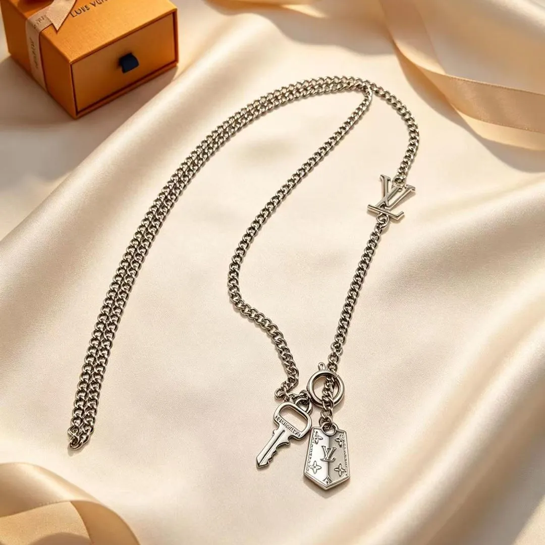 Which Type of Makeup Is Best for a Bridal? - 7 Designer inspired bridal jewelry from ThePrimeBags